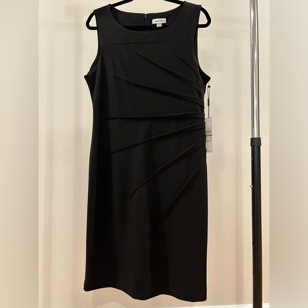 Calvin Klein Black Starburst Sheath Dress (NWT)